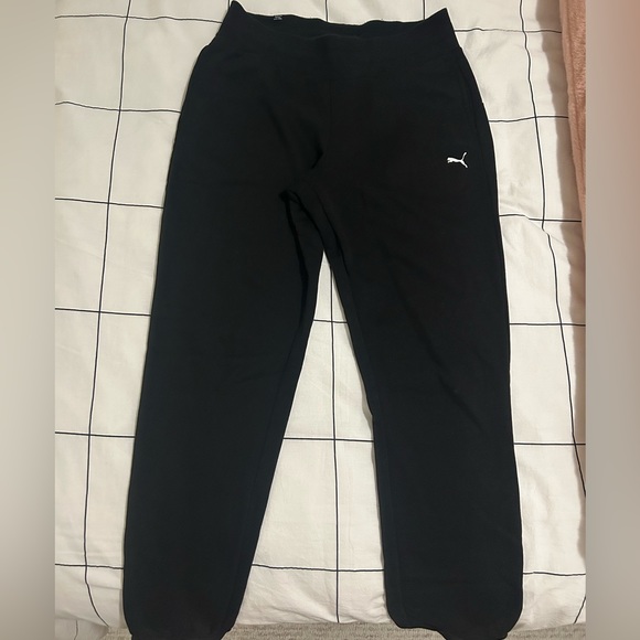 PUMA - SWEATPANTS (XS) - Picture 2 of 7